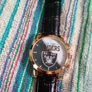 Las Vegas raiders leather band wrist watch